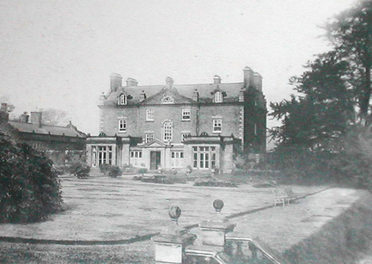 thelwall hall